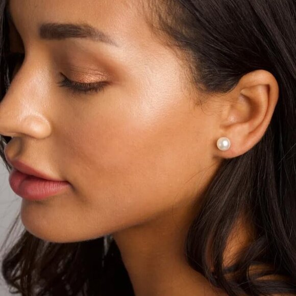 JINERA 5 Pairs Pearl Earrings Set - Gold & Silver - Picture 2 of 8